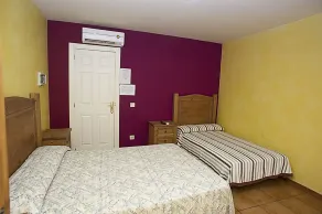 Hostal Velarde - Zimmer