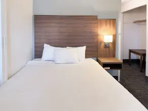Golden North Inn - Chambre