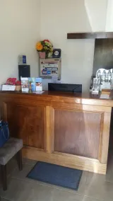 Best Western Colonial Village Motel - Interior entrance