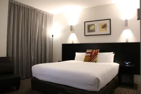 Causeway 353 Hotel - Room