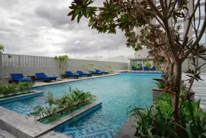 Merlis Hotel Coimbatore - Pool