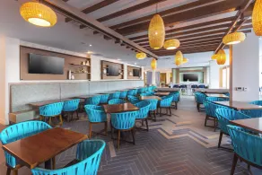 Holiday Inn Express & Suites Orlando At SeaWorld by IHG - With Free Shuttle Service to SeaWorld Parks - Restaurant