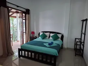 Kandy Grand Hill - Camera