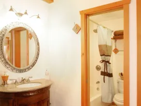 Carriage House Accommodations - Bad