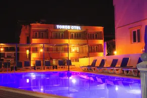 Toros Hotel - Piscina
