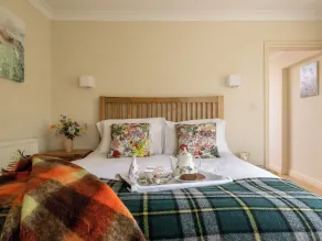 Hill Top Cottage - Room