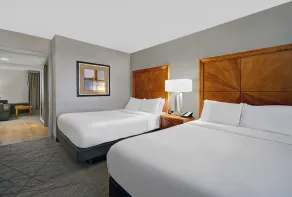Embassy Suites by Hilton Detroit Livonia Novi - Chambre