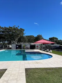 Shelly Beach Holiday Park - Pool