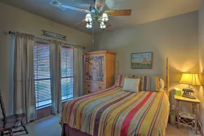 Lakefront Chico Haven w/ Multi-Level Private Dock! - Interior