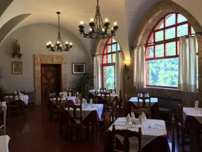 MONASTERIO de SANTA MARÍA DE VALVANERA - Restaurant