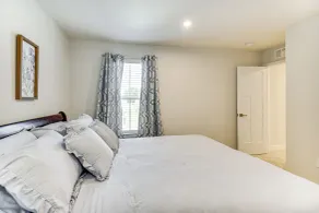 Beautiful Family Retreat By Pasquotank River - Interior