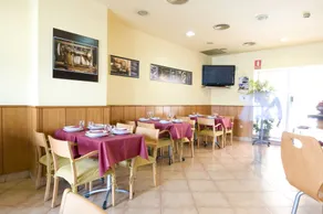 Hotel Ciutat De Sant Adria - Restaurant