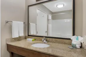 Best Western North Bryant Inn - Salle de bain