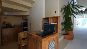 Casa Borka LUXURY FULLY FURNISHED BEACH CONDOS WITH POOL - Réception