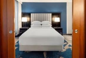 Embassy Suites Montréal by Hilton - Værelse