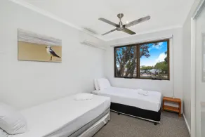 Illawong Apartments - Room