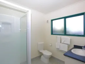 Discovery Motor Lodge - Badezimmer