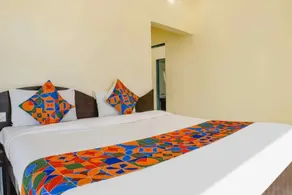 FabHotel Chinar Residency - Rum