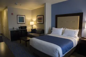 Holiday Inn Express and Suites Edwardsville by IHG - Chambre