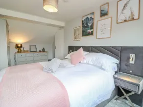 Broadway Cottage - Rum