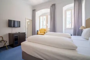 Hotel zum Ritter St Georg - Oldest Residential Building in Heidelberg since 1592 - Chambre