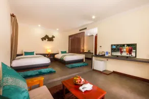 The Privilege Boutique - Room