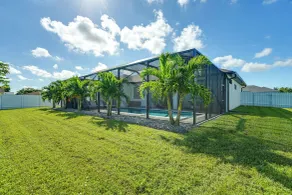Furnished Lanai & Private Pool: Cape Coral Home - Interiør