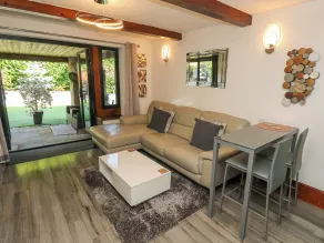 Moor Cottage - Living area