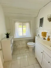 The Hopestead Bed & Breakfast - Bathroom