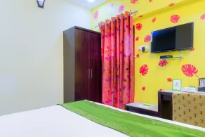 Treebo Siddharth - Room