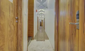 Treebo Prince Andheri East - Hall