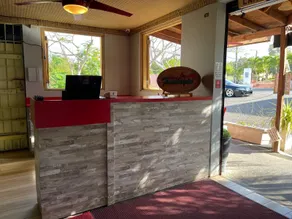 Red Flamboyan Guesthouse and Restaurant - Reception