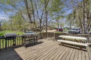 Birch Haven Resort Cabin w/ Deck: Boating On-site - Interiør