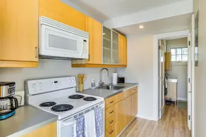Walk to Coast! Convenient Cottage in Dtwn Madison - Interiør