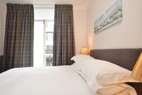 6 Bed in Tenby oc-c31800 - Room