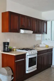 Tan Ik Beachfront Condos - Habitación
