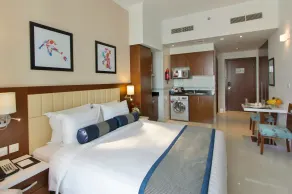 Treppan Hotel & Suites By Fakhruddin - Room