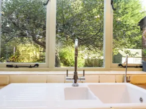 Golford Cottage - Bathroom