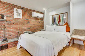Cozy Valley Stream Studio, 20 Mi to Times Square! - Room