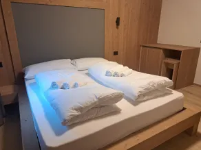 aMa - Værelse