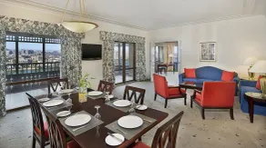 Cairo World Trade Center Hotel & Residences - Chambre