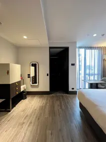 The Motley Hotel Richmond, Tapestry Collection by Hilton - Room