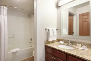 TownePlace Suites Gaithersburg - Salle de bain