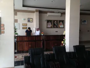 Al Eairy Furnished Apartments Tabuk 3 - Rezeption