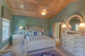 21 Ocean Point - Zimmer