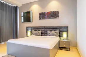Housr Sector 27 Supermart 1 Gurgaon - Zimmer