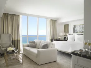 Acqualina Resort and Residences - Chambre