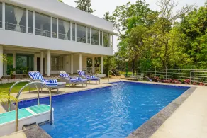 ama Stays & Trails White House, Lonavala - Piscine