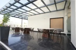 Su Casa Banquets and Hotel - Living area
