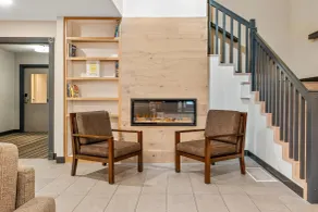 Country Inn & Suites by Radisson, Winnipeg, MB - Lobby